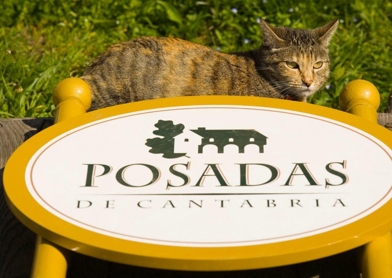 Posada La Trebede Perrozo Exterior photo